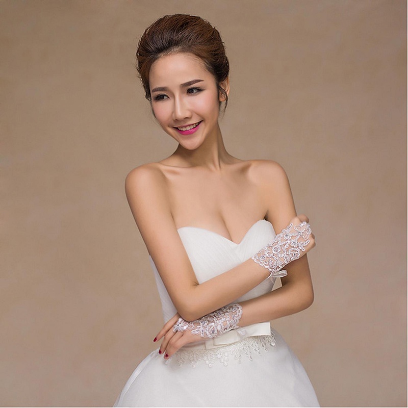 Găng Tay Ren Cho Cô Dâu Thời Trang Xuân Hè