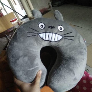 Gối kê cổ Totoro