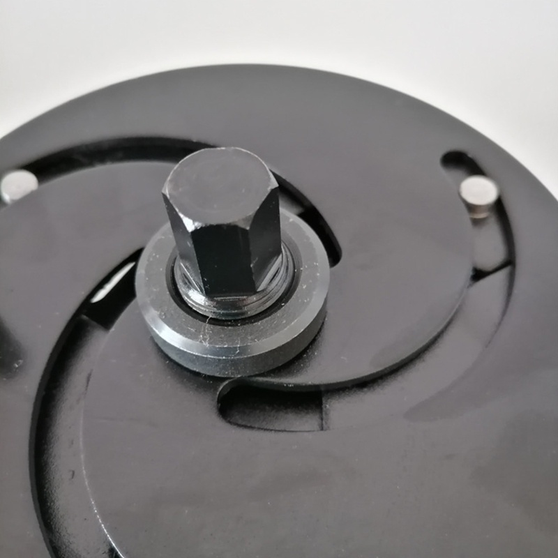 Cờ Lê 3 Hàm Tháo Nắp Bình Nhiên Liệu Xe Hơi Có Thể Điều Chỉnh