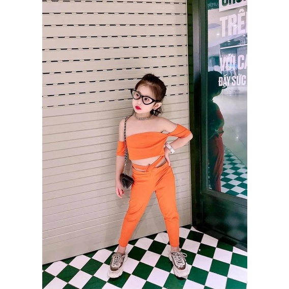 Set bộ body xẻ vai bé gái