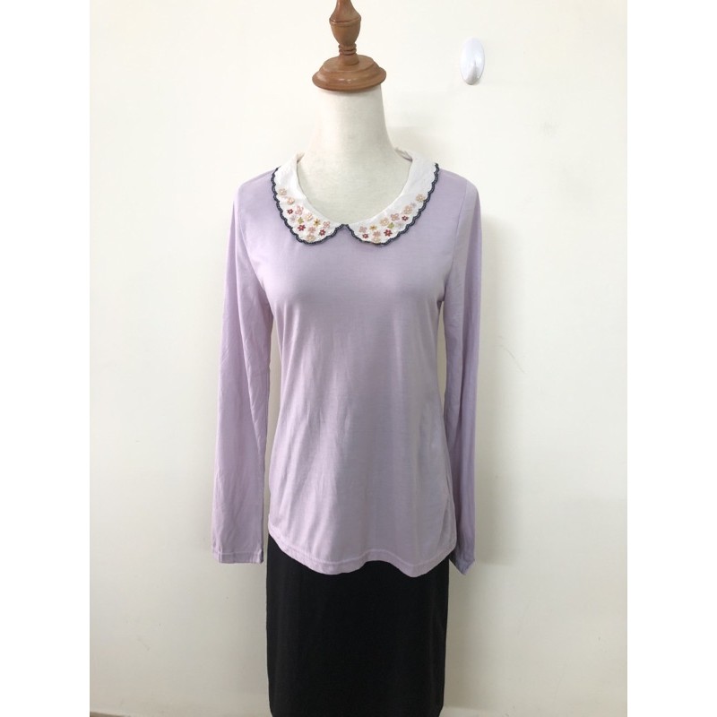 áo thun cotton nữ Nhật cổ lá sen thêu nổi còn tag màu tím nhạt size L