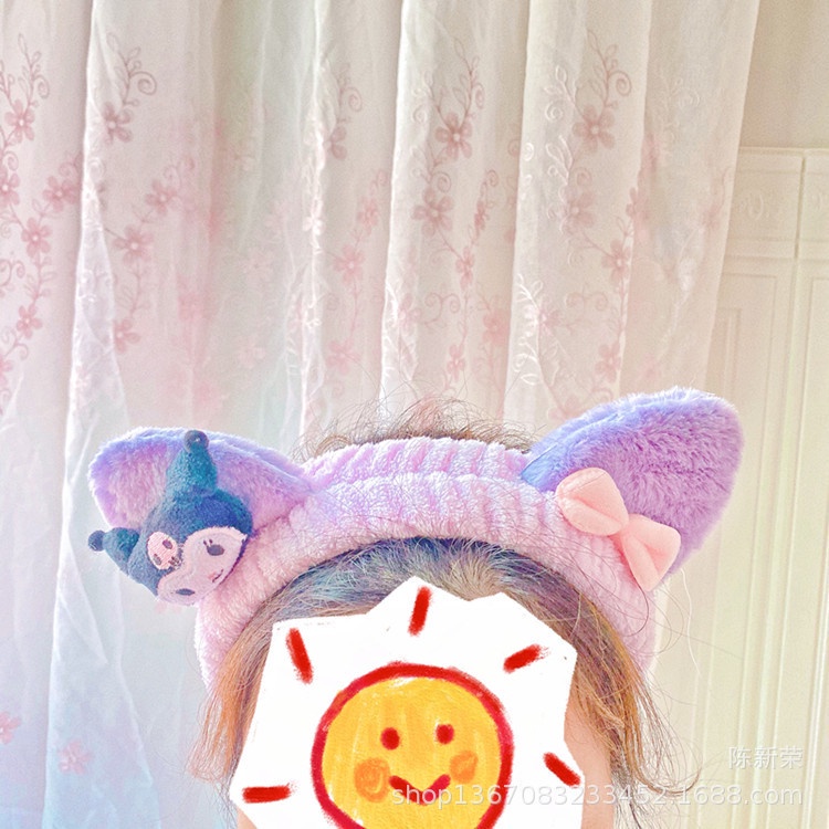 Băng đô giữ tóc hình Hello Kitty