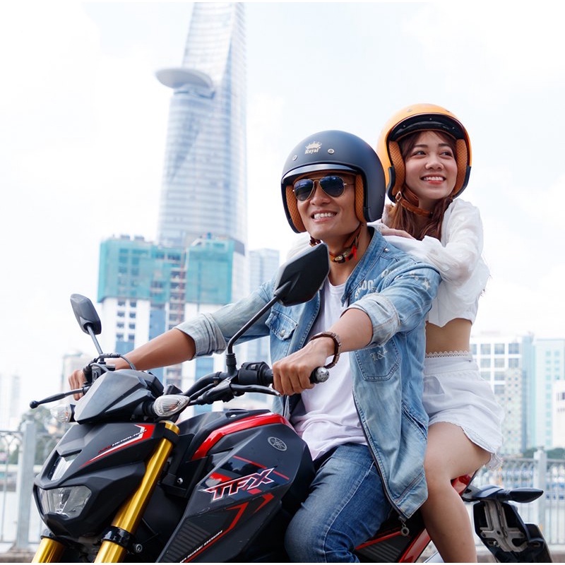 Mũ bảo hiểm Royal M139, màu xanh mực, kính âm