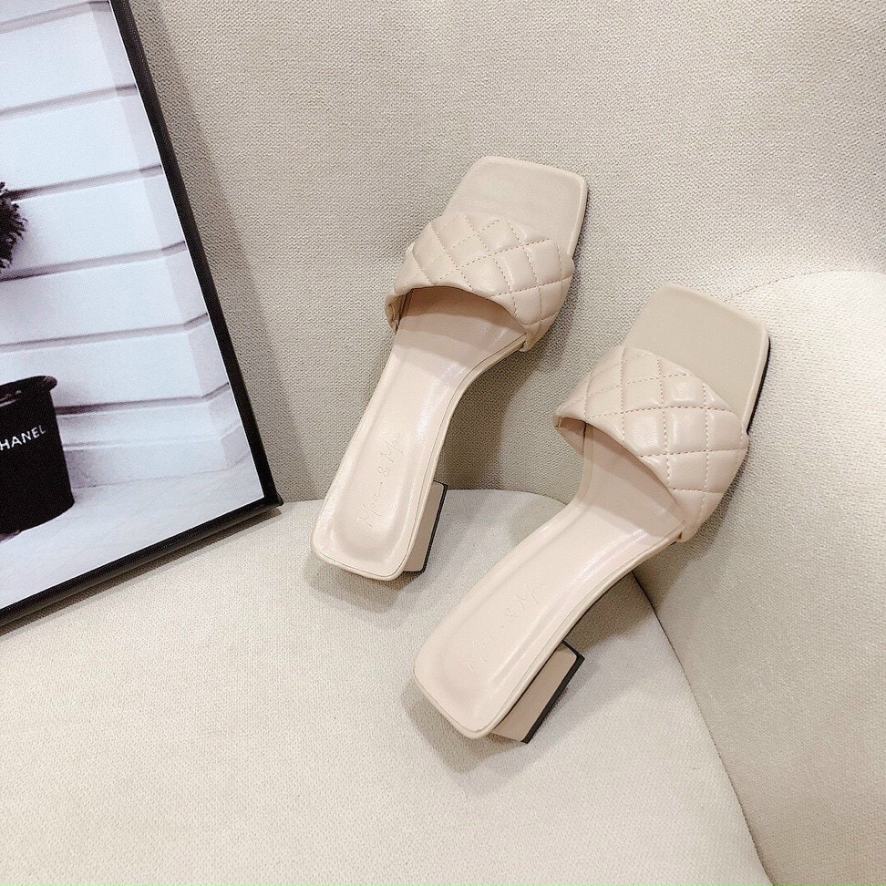 Guốc nữ gót vuông cao 3 phân quai trần chỉ siêu êm chân form chuẩn đep cực dễ mang phong cách trẻ trung, thanh lịch