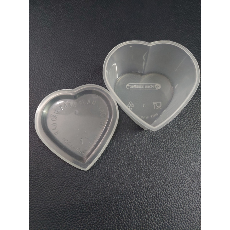BỘ 50 HỘP LÀM BÁNH FLAN RAU CÂU SỮA CHUA HÌNH TRÁI TIM 7.5 CM CÓ NẮP ĐẬY