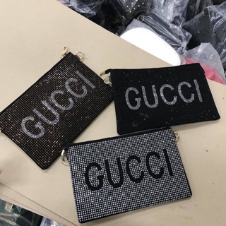 Ví cầm tay đính đá