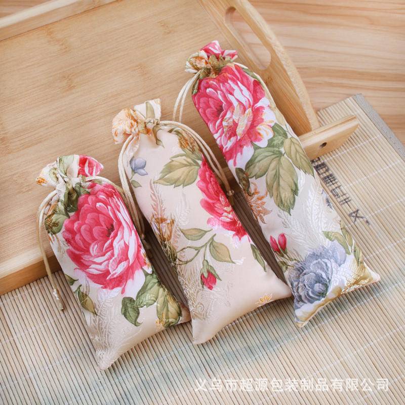 Túi Dây Rút Đựng Trang Sức/Điện Thoại Bằng Vải Flannel Họa Tiết Thổ Cẩm Cao Cấp