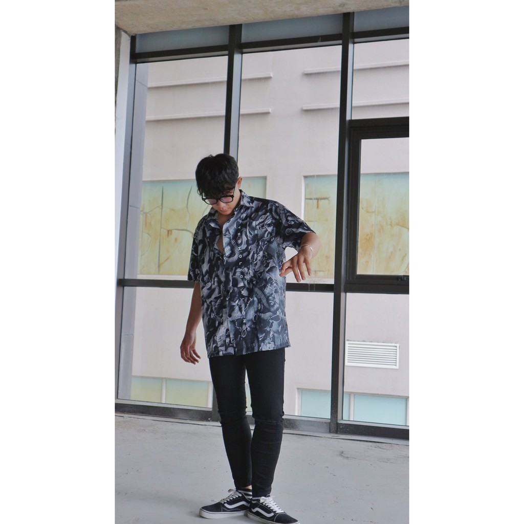 [TeeHolic] Áo Sơ Mi Unisex In Hình Mặt Nạ THS