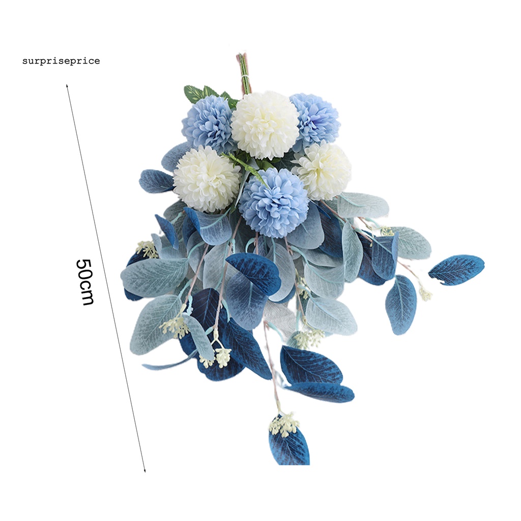 Bó hoa giả bằng lụa dùng trang trí tiệc