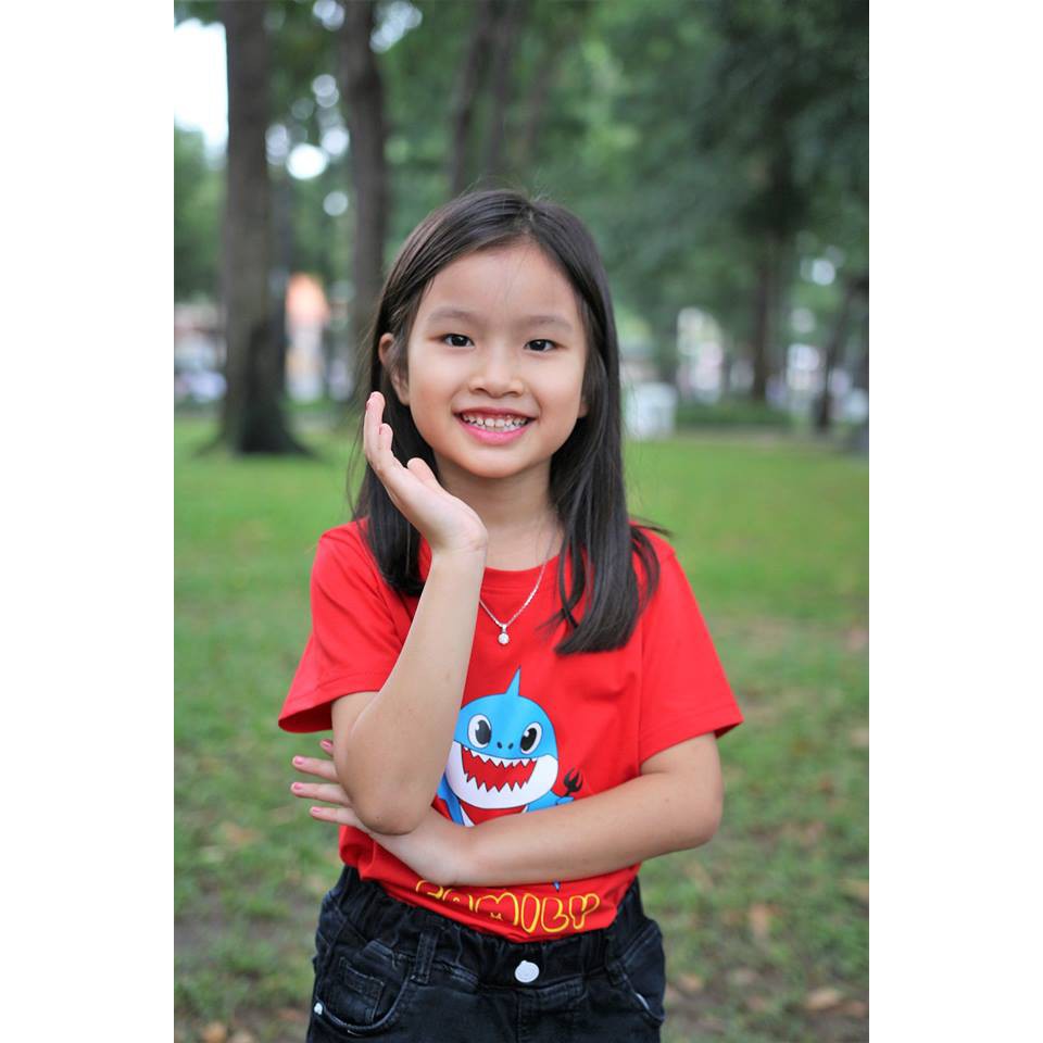 ÁO THUN TRẺ EM BABY SHARK ĐỎ