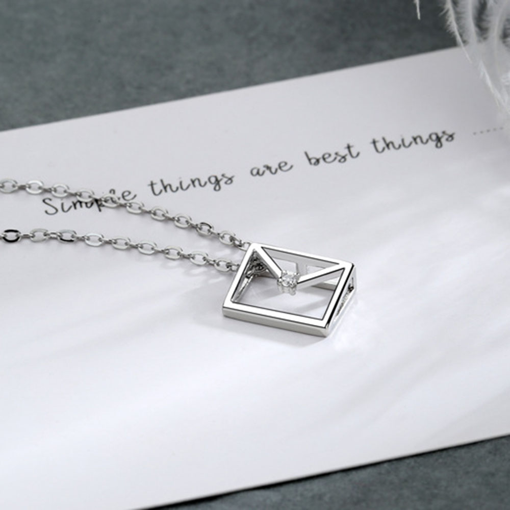 vòng cổ Mặt Vuông Đơn Giản Cho Nữ