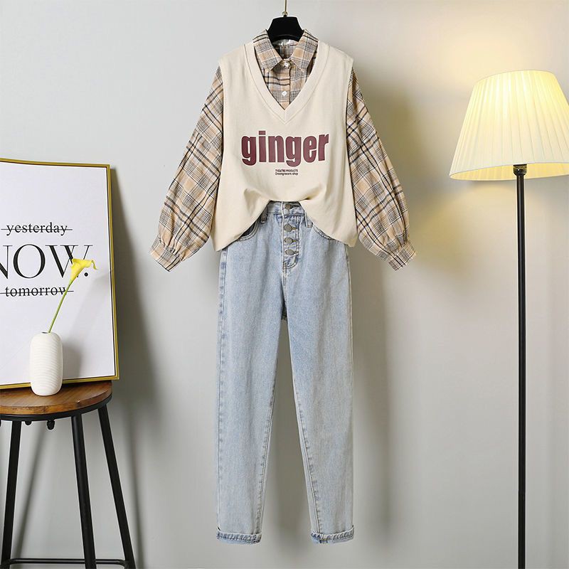 Set trang phục học sinh Hàn áo sơ mi kẻ + áo gile thun + quần jean phong cách năng động