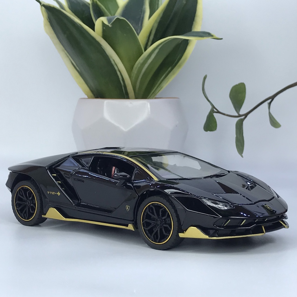 Mô hình siêu xe Lamborghini Centenario LP770-4 tỷ lệ 1:24 bằng kim loại