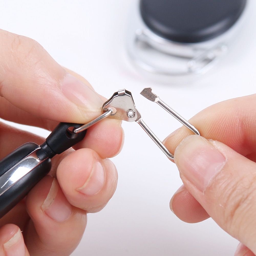Dây đeo thẻ ID làm từ hợp kim kẽm có thể thu gọn bền bỉ tiện lợi