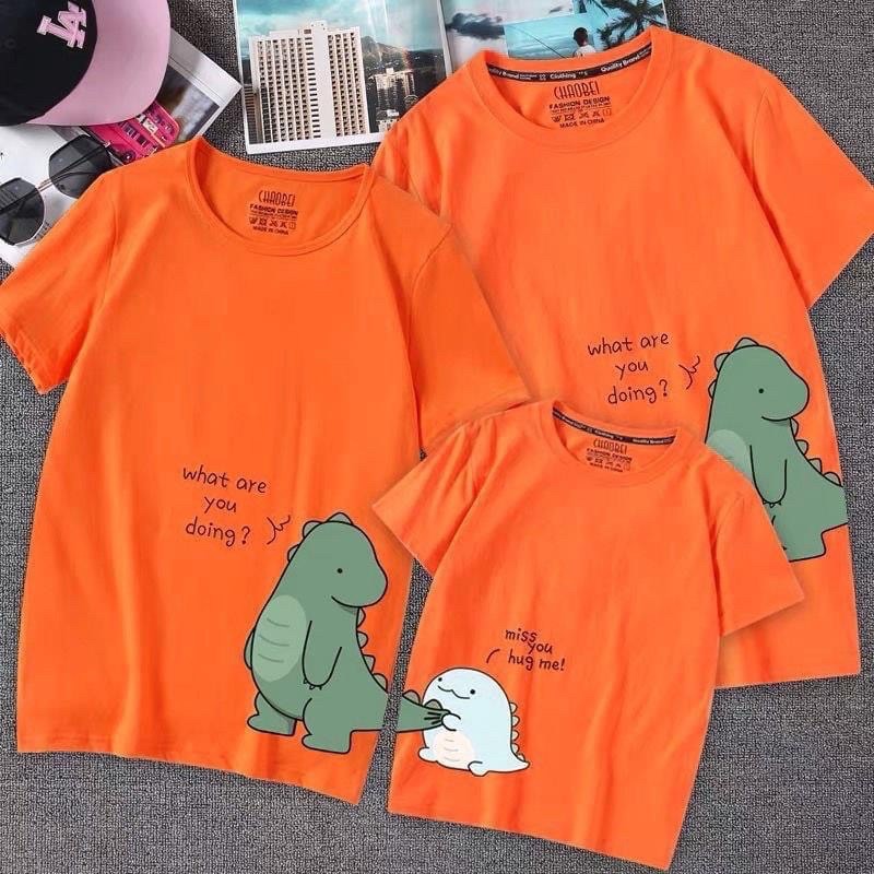 Set 2 áo thun đôi in hình khủng long đáng yêu