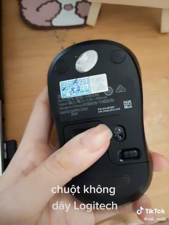 Chuột không dây Logitech M220 Silent (không tiếng ồn) , BH đổi mới trong 12 tháng | BigBuy360 - bigbuy360.vn