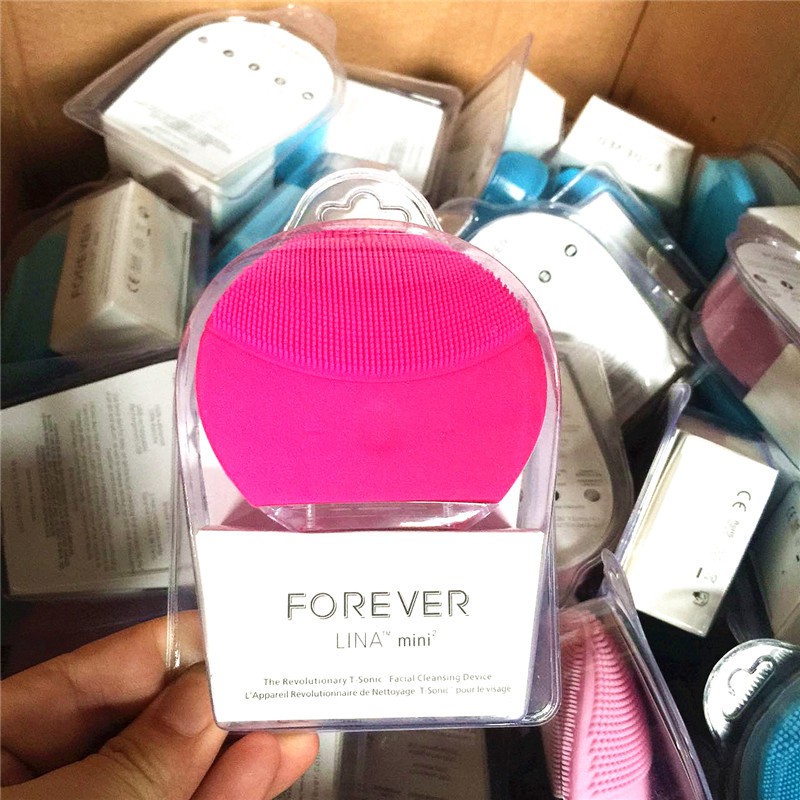 Máy rửa măt silicon Forever | BigBuy360 - bigbuy360.vn