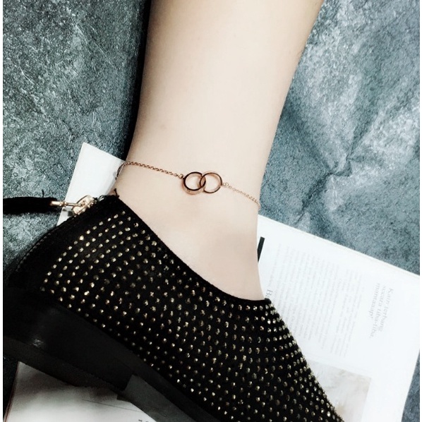 Lắc Chân Nữ Titan Hai Vòng Tròn Khắc Cartier - Vàng Hồng