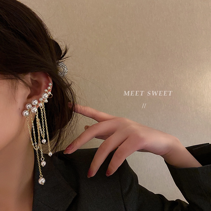 Đôi Khuyên Tai Kẹp Vành Tai Không Đối Xứng Đính Ngọc Trai Thời Trang Hàn Quốc Cho Nữ