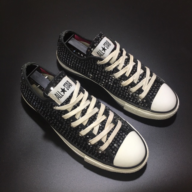2 Hand - Converse