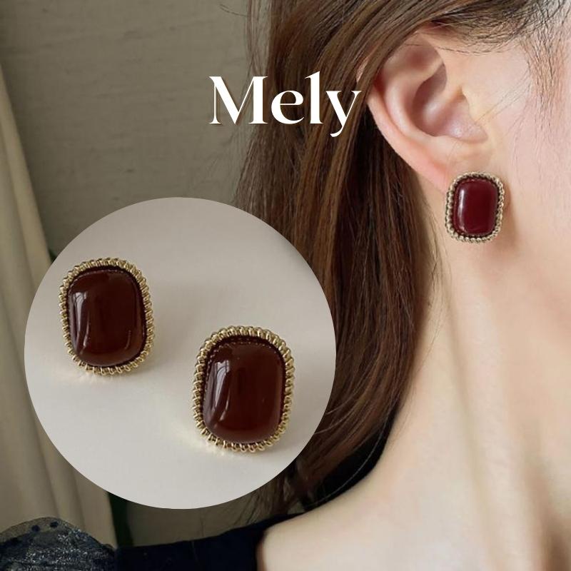 BÔNG TAI ĐÍNH ĐÁ PHA LÊ HÌNH VUÔNG - MELY 954