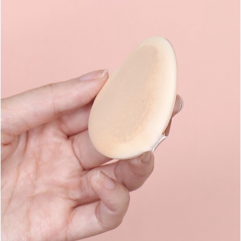 Cushion Clio, Phấn nước trang điểm Clio Nudism Moist Cover giúp da căng bóng, độ che phủ cao (kèm lõi) đủ bill | BigBuy360 - bigbuy360.vn