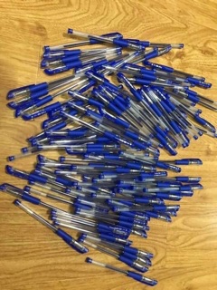 SÉT 100 BÚT BI NƯỚC XANH ĐEN