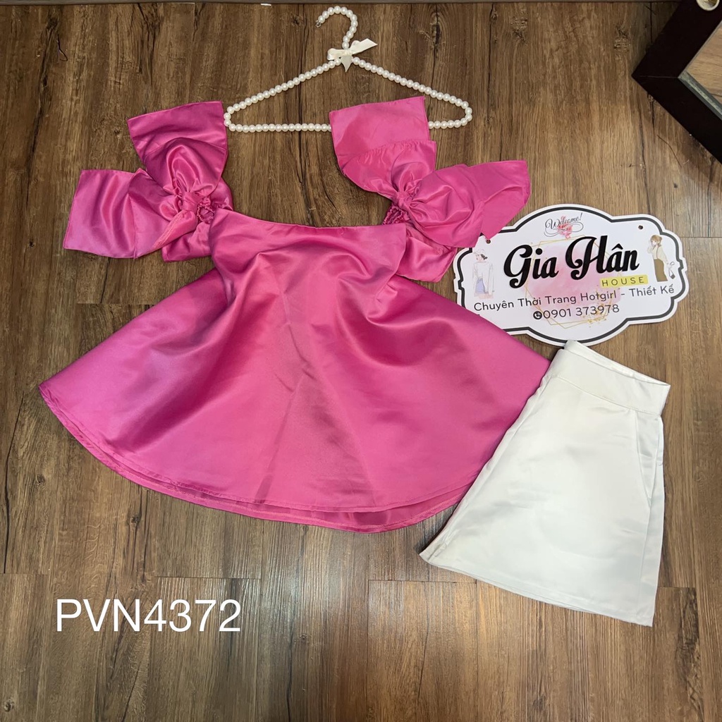 Áo trễ vai nơ búp bê