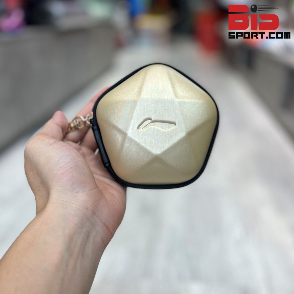 Hộp Đựng 4 Trái Bóng Bàn Lining Chính Hãng - Màu Đỏ - Vỏ EVA Cứng Cáp Bảo Vệ Tối Đa Bóng Không Bị Móp - Có Móc Khóa