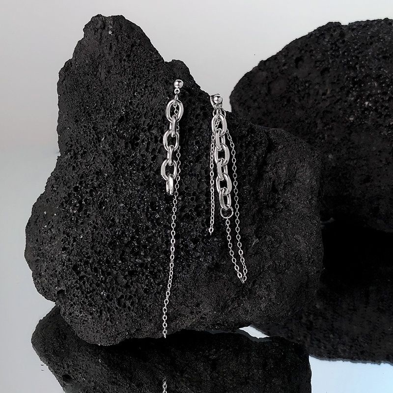 Đôi khuyên tai dáng dài phong cách punk cá tính thời trang cho nữ