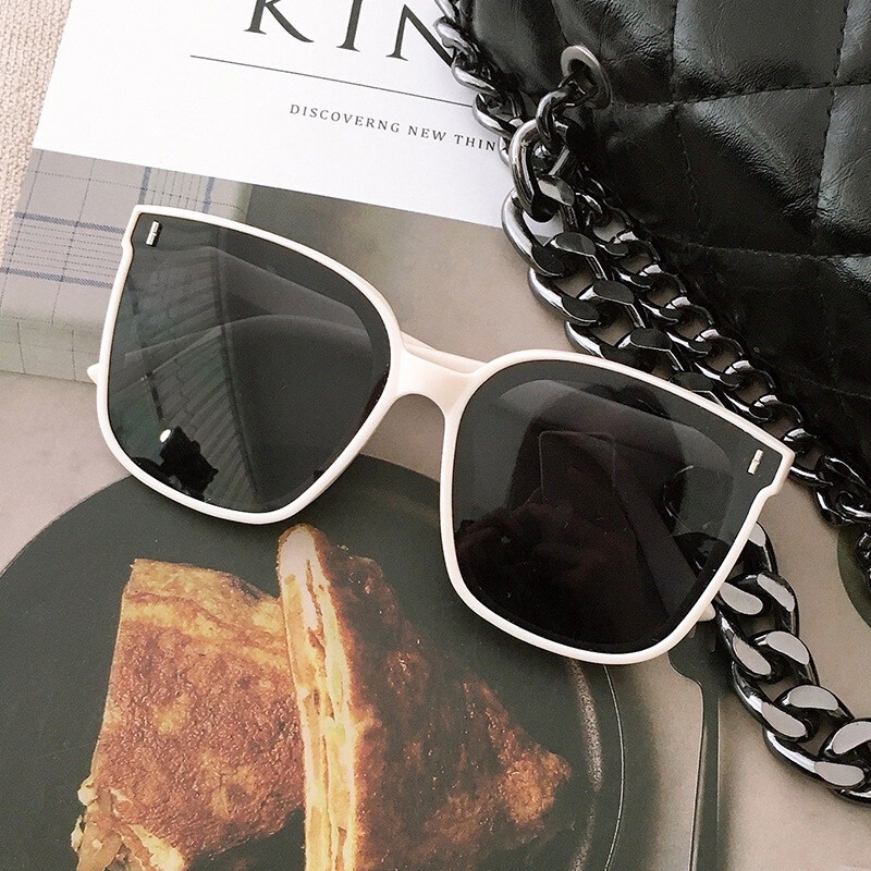 Kính Mát Gọng Vuông Chống Tia UV400 Màu Đen Cổ Điển Dành Cho Nam Và Nữ