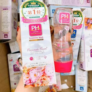 Dung dịch vệ sinh phụ nữ PH Care Nhật Bản