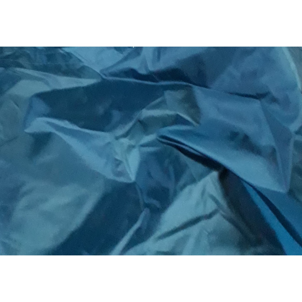 ÁO MƯA VẢI DÙ TAY CÁNH DƠI