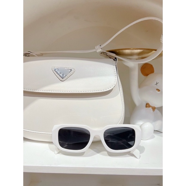 Kính mát nữ thời trang hot trend mẫu mới hàng đẹp phom chắc chắn (2 màu) kem clip thật