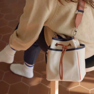 Túi đeo chéo vải canvas dây rút