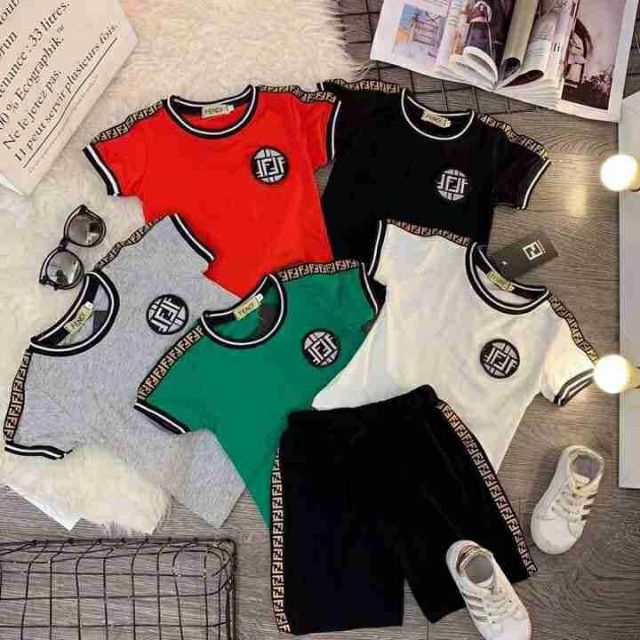 Sỉ com bo chị  trâm kiss  40 bộ cotton mẫu mới ri5(10-20kg