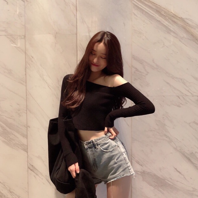 Áo thun gân lệch vai 🥰🥰🥰 | BigBuy360 - bigbuy360.vn