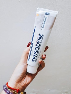 Kem đánh răng Sensodyne