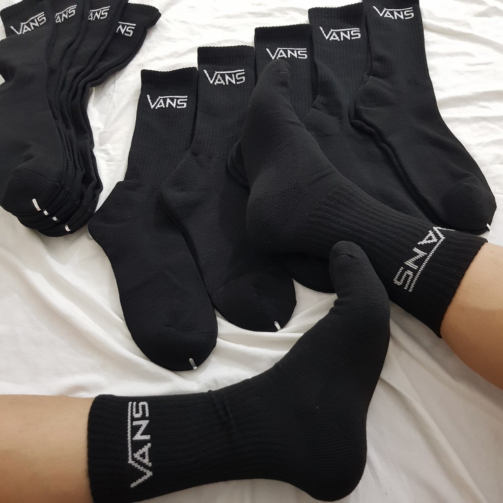 Tất thể thao cao cổ Vans Đen  - Free ship + Quà tặng Loved socks by TatsTats.vn