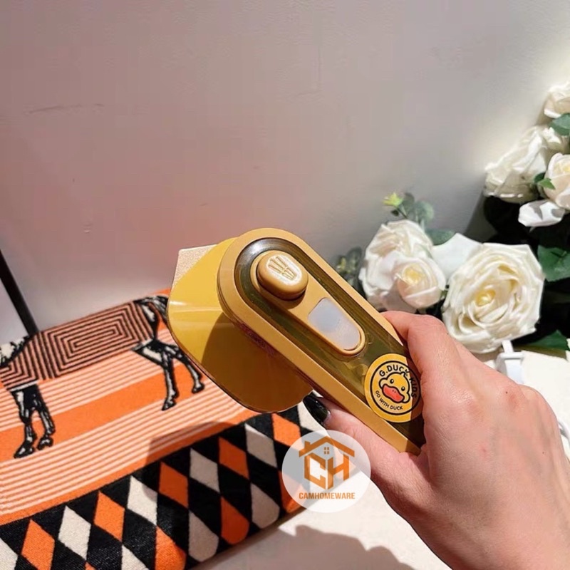 Bàn Ủi Hơi Nước G.Duck Kids VỊT VÀNG, Bàn Là Hơi Nước Cầm Tay Mini