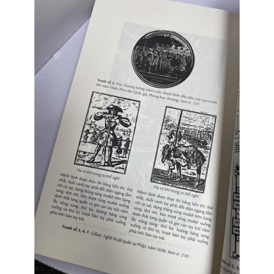 Sách - GIám Sát Và Trừng Phạt - Nguồn Gốc Nhà Tù - MICHEL FOUCAULT