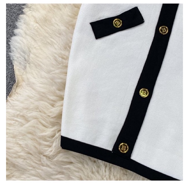 Đầm sát nách phối viền và nút cách điệu, đầm body ba lỗ viền bo eo kiểu thiết kế