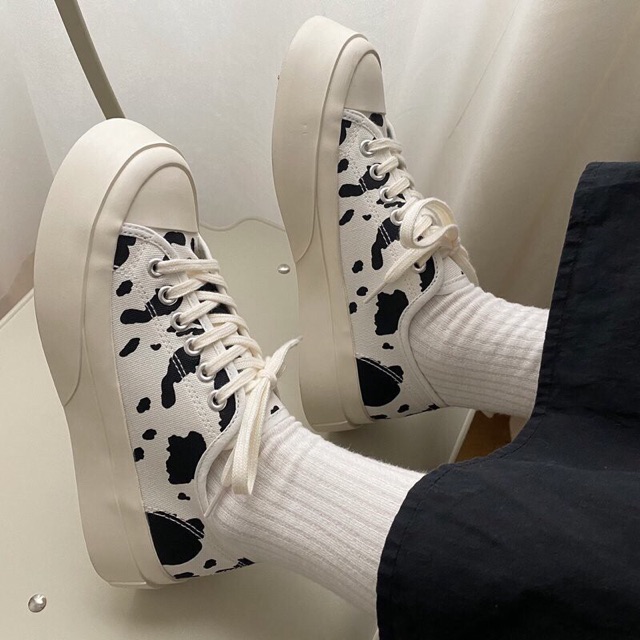 FREESHIP GIÀY THỂ THAO BÒ SỮA MẪU MỚI CHẤT ĐẸP