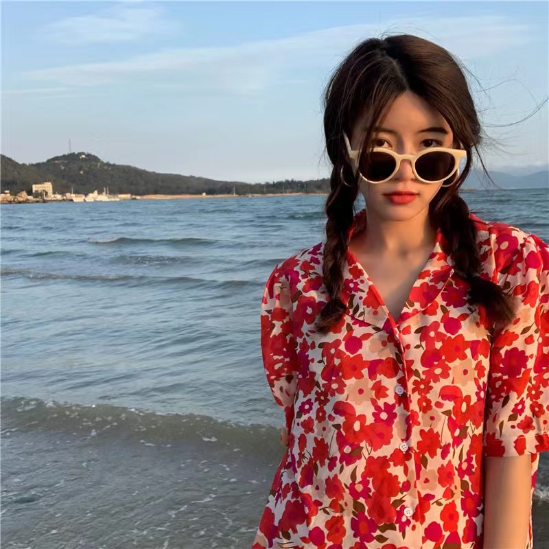 Áo sơ mi SUXI tay ngắn dáng rộng in họa tiết hoa màu đỏ phong cách vintage thời trang mùa hè dành cho nữ