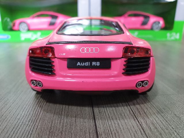 Xe Mô Hình Audi R8 V10 1:24 Welly sản xuất / Màu hồng