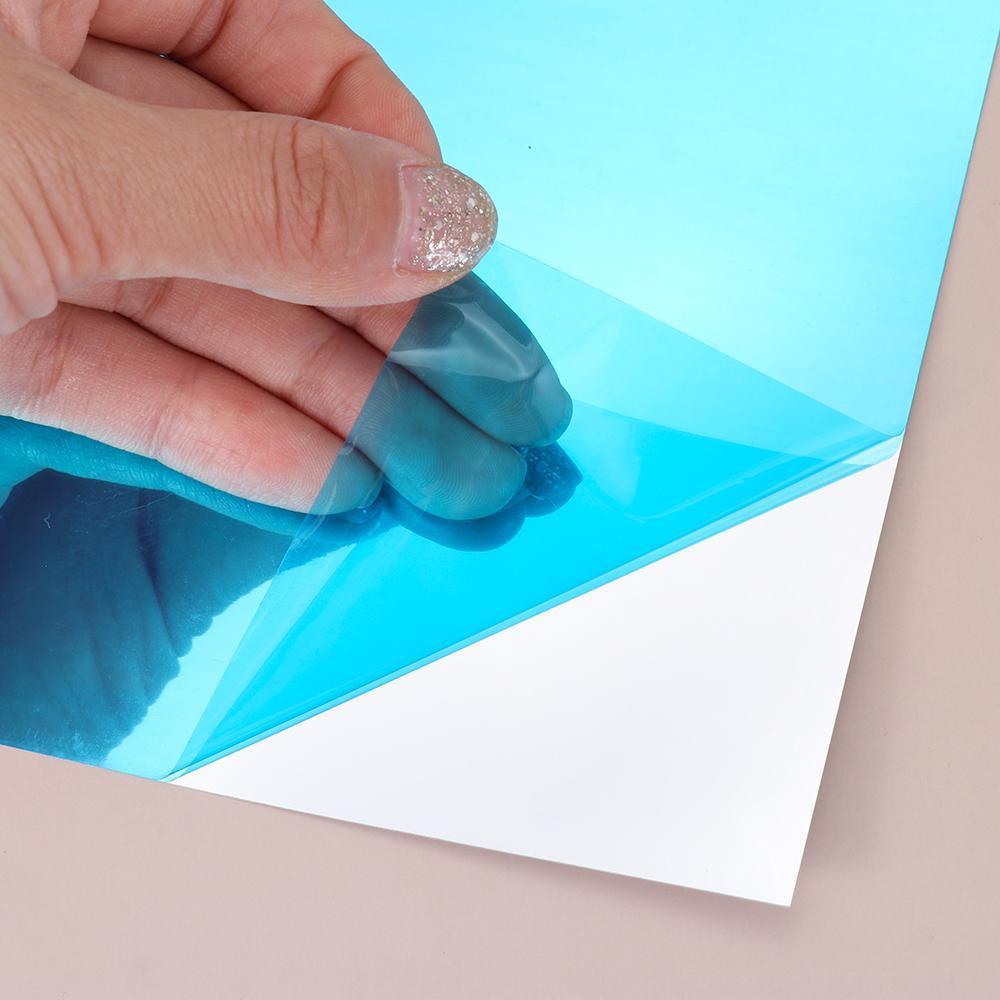 Gương Acrylic Mềm Dán Tường Tự Dính Tiện Dụng