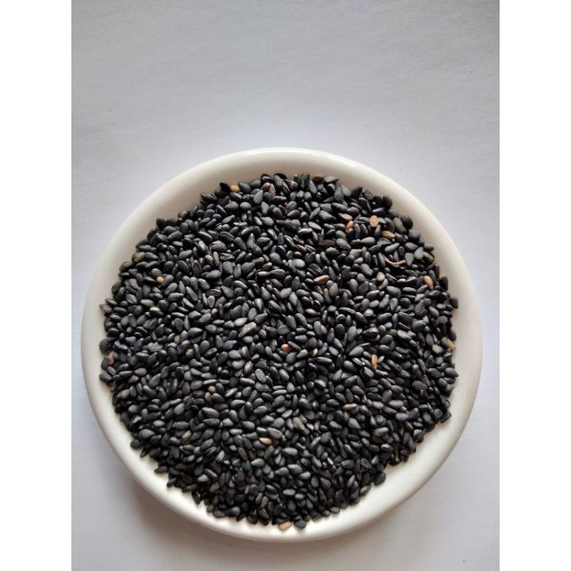 Vừng Tươi  Mè Đen Tươi Hữu Cơ MOONFARM Loại 1kg Chuẩn Chất Lượng Xanh Sạch Xinh Đến Từ Nông Thôn