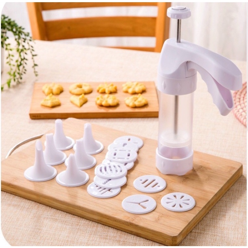 DỤNG CỤ LÀM BÁNH QUY GỒM 19 KHUÂN, DỤNG CỤ XỊT BỘT