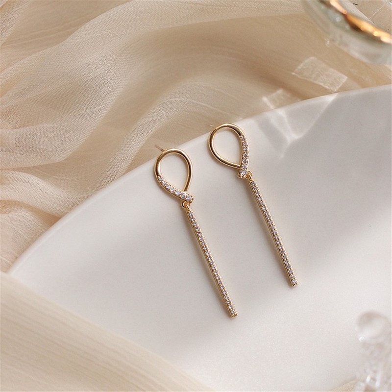 Hoa Tai Dáng Dài Hình Giọt Nước Đính Đá Lấp Lánh Phong Cách Hàn Quốc Thời Trang