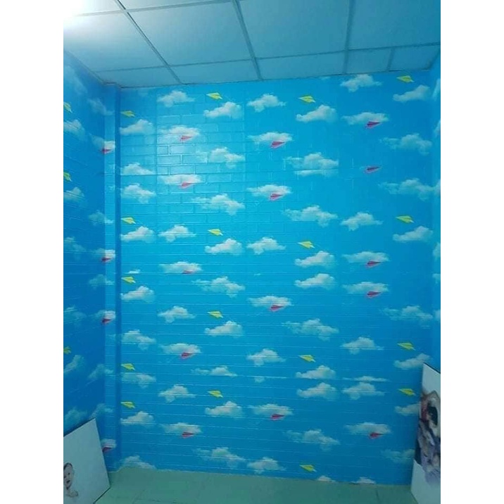 Xốp Dán Tường Hoạt Hình Bầu Trời Kích Thước 70cm*77cm Sẵn Keo Bóc Dán Tiện Lợi